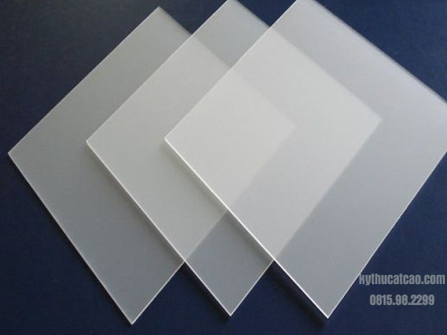 Nhựa PC tản sáng