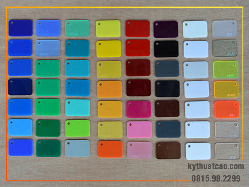 Tấm nhựa mica Acrylic bảng màu